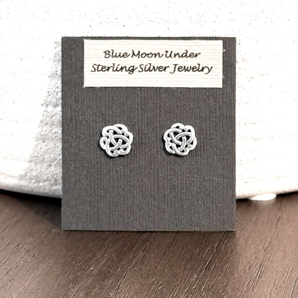 NWT 925 Sterling Silver Round Celtic Stud Post Earrings! Hypoallergenic! NEW! - Picture 3 of 3